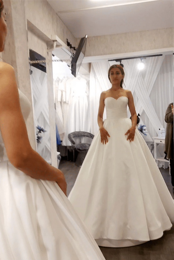 Ivory Satin Sweetheart A-Line Sleeveless Wedding Dress