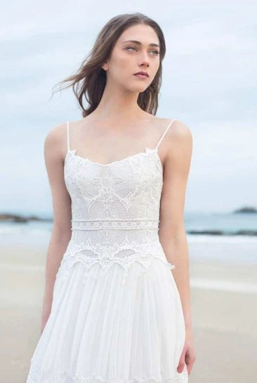 Spaghetti Sleeveless Chiffon Beach Boho Wedding Dress