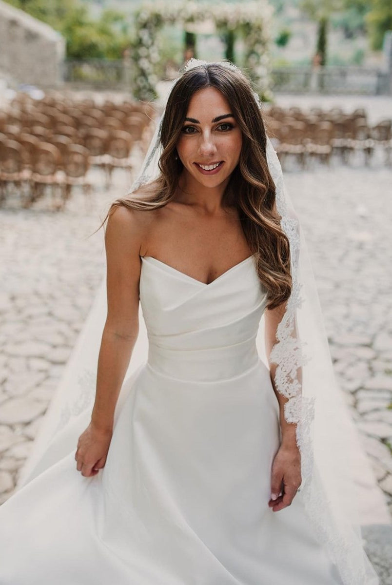 Elegant A-Line Sweetheart Satin Long Wedding Dresses