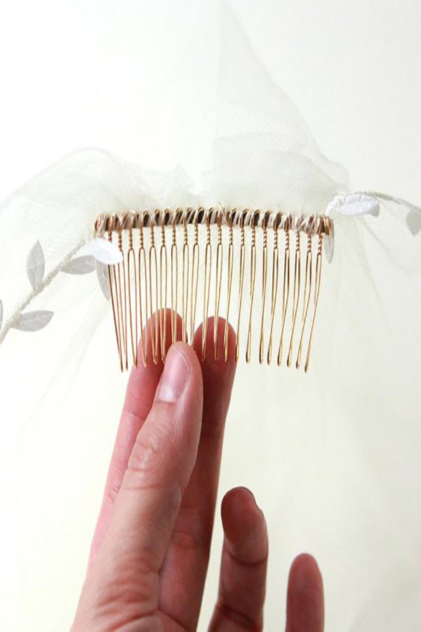 Vintage Tulle With Lace Ribbon Wedding Veils - KissProm