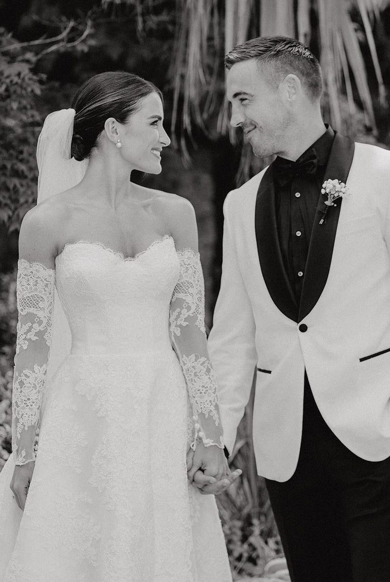 Vintage A-Line Sweetheart White Lace Wedding Dresses with Slit