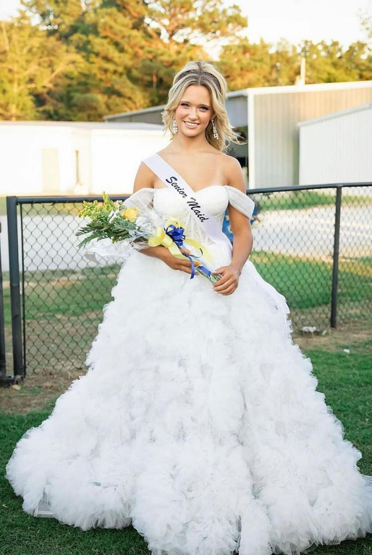 Kenia |A Line Off the Shoulder Ruffled Tulle Prom Dress with Slit