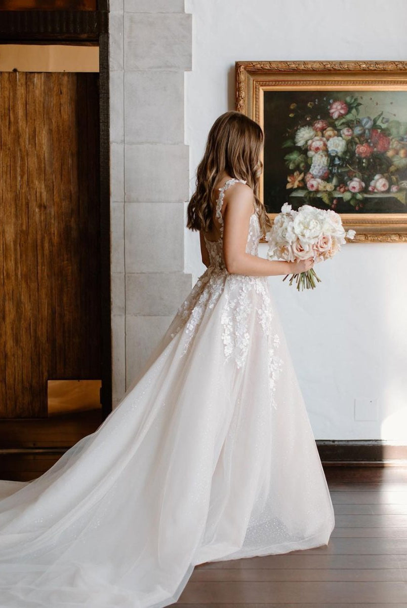 Fairy A Line Sweetheart Tulle Wedding Dresses with Appliques