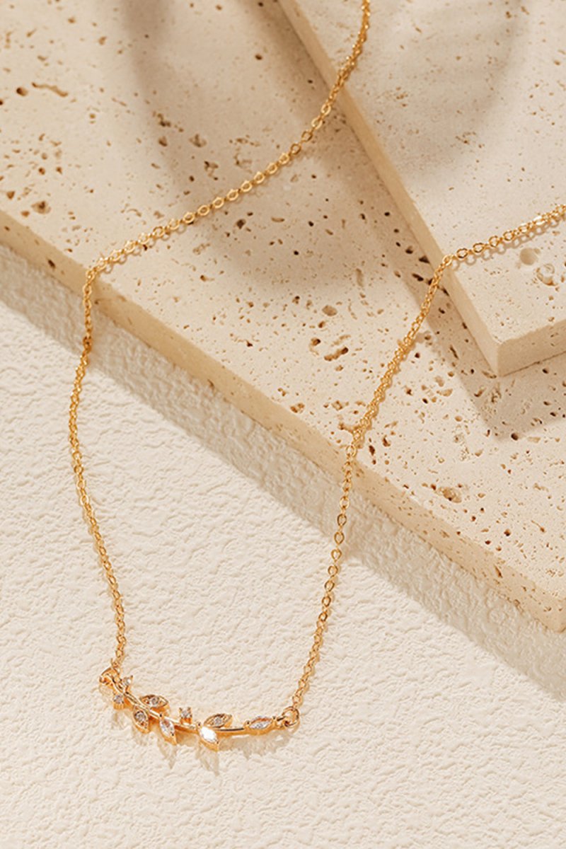 Leaf Pendant Zircon Necklace - KissProm
