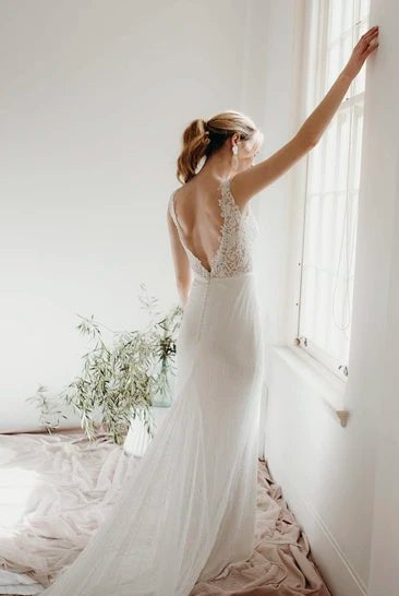 Lace Sleeveless Elegant Mermaid Plunging V-neck Bridal Gown With Deep V-back And Buttons