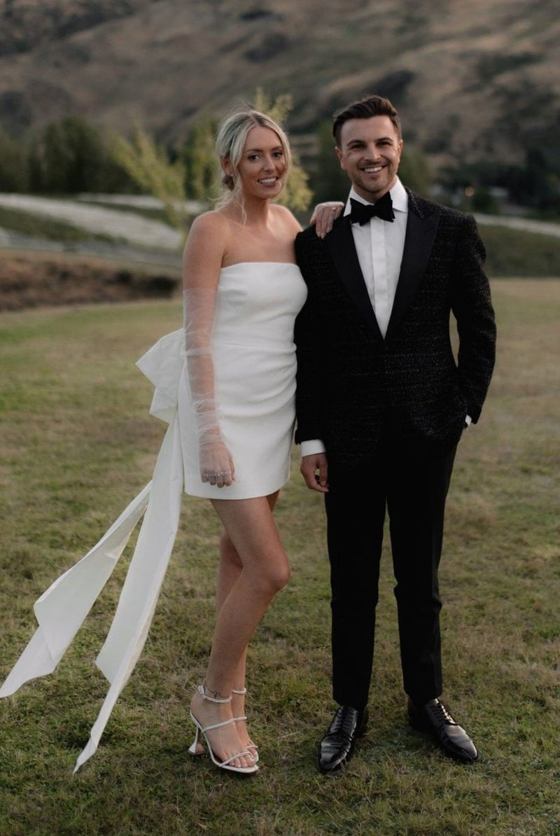 Strapless White Satin Short Wedding Dresses with Bow