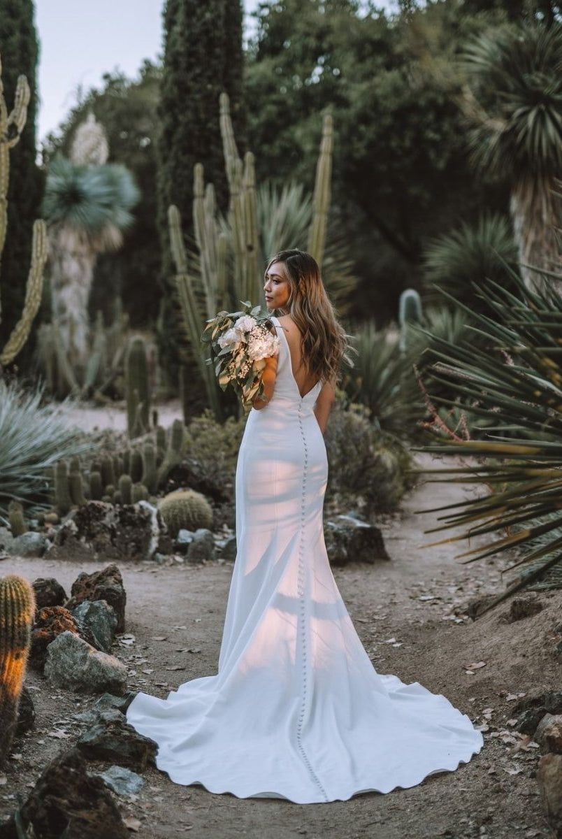 Elegant Mermaid V Neck Satin Long Wedding Dresses with Train