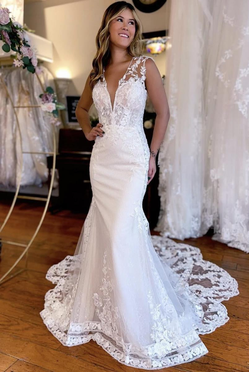 Paula | Mermaid V-Neck Long Sleeves Wedding Dress With Appliques