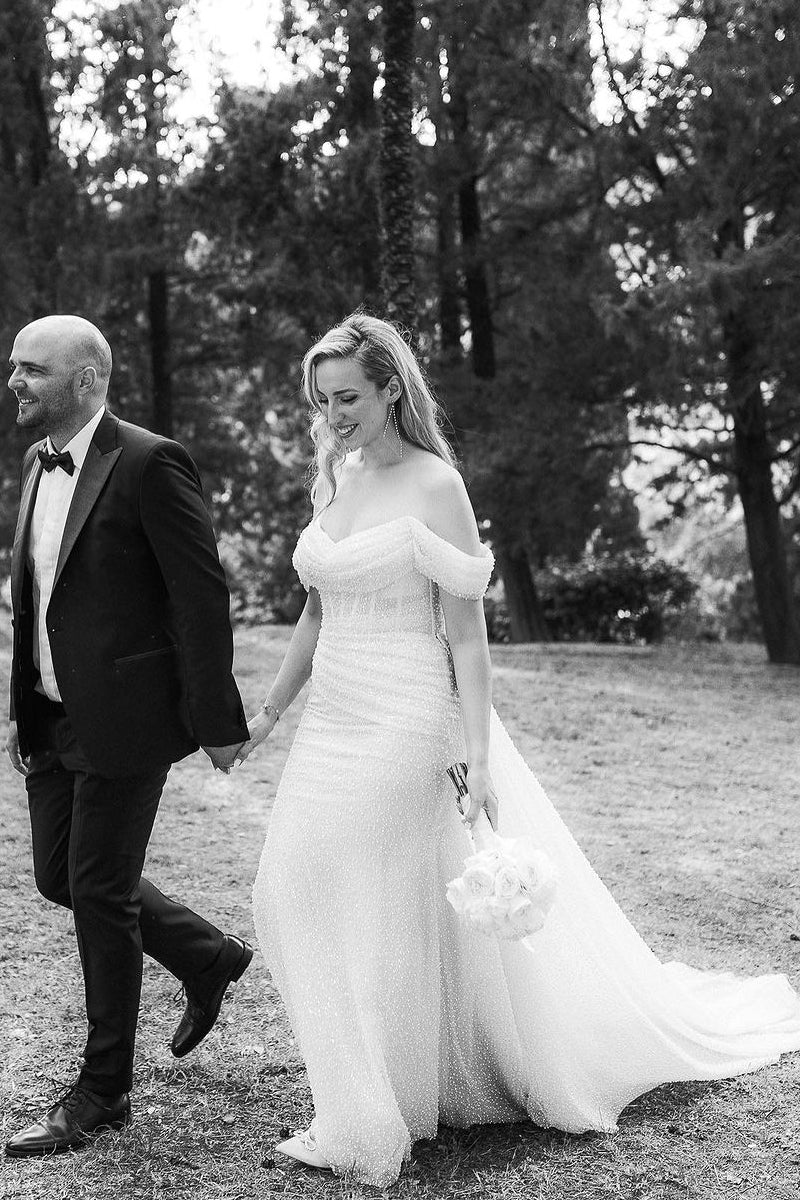 Sparkly Mermaid Off the Shoulder Sequins Wedding Dresses