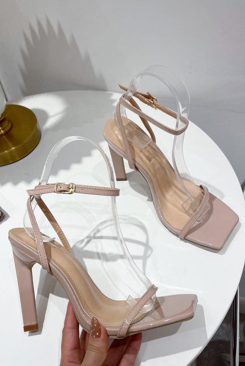 One Word Square Head Thick High Heels - KissProm