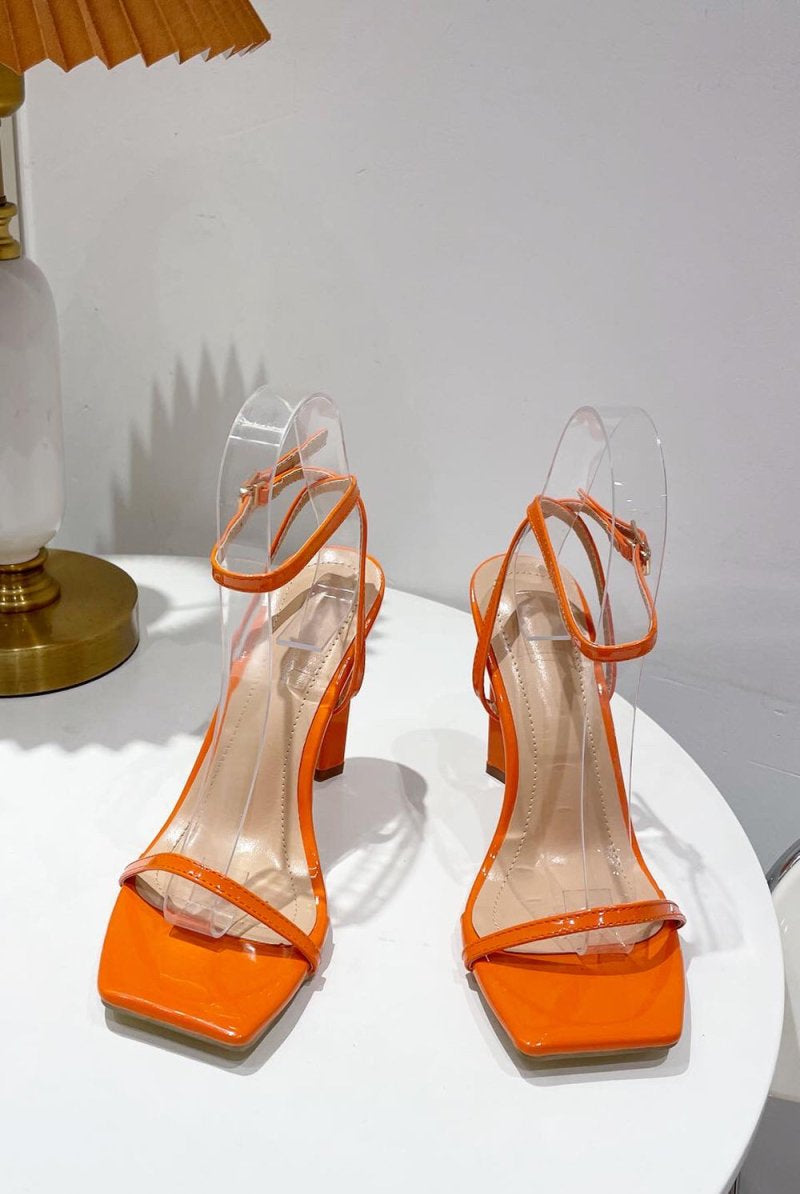 One Word Square Head Thick High Heels - KissProm