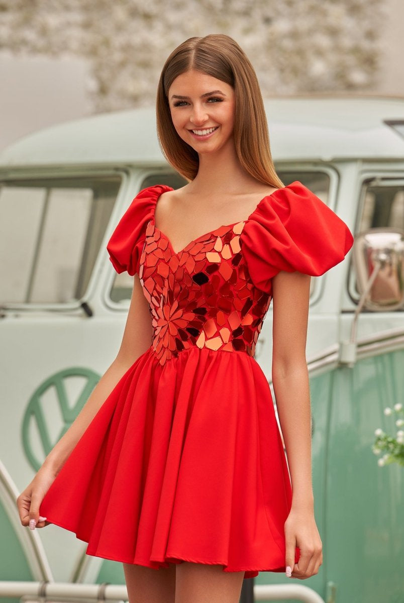 Galatea | A-Line Short Red Cut-Glass Sweetheartg Dress