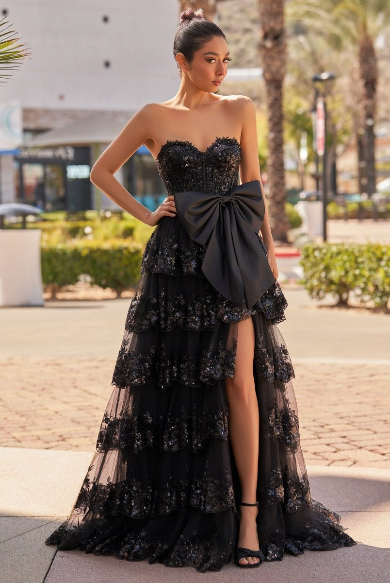 Jonjay | Sweetheart Light Blue Lace Appliques Ruffle Long Formal Gown