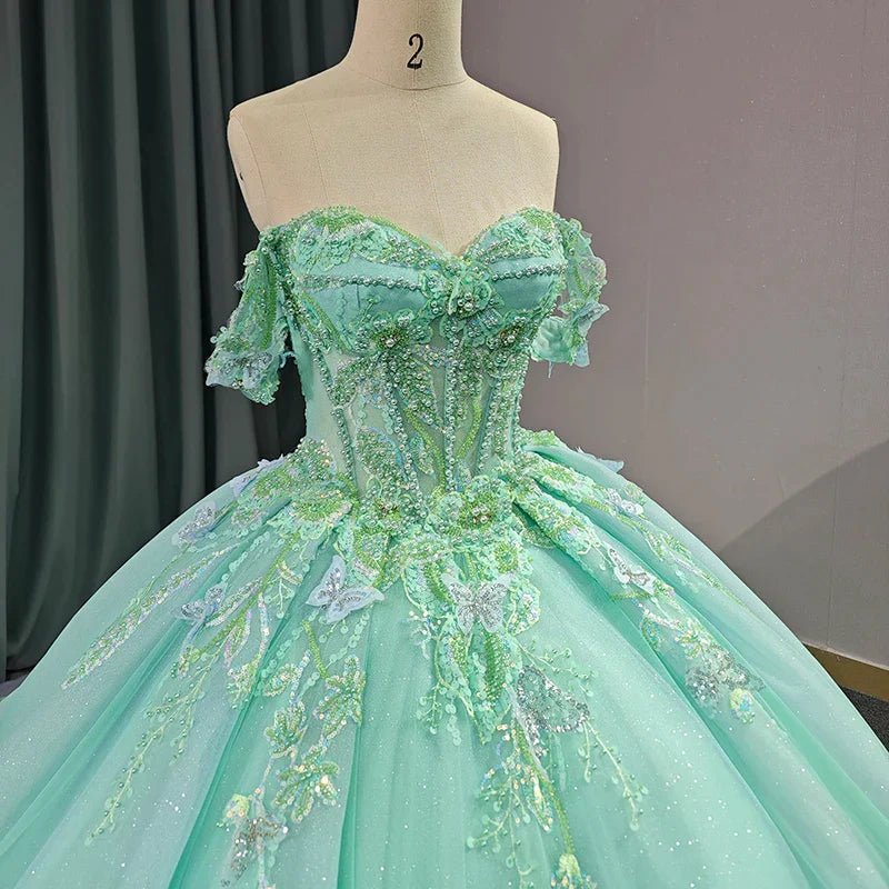 Exquisite Princess Ball Gown Cap sleeve Quinceanera Dresses with 3D Appliques