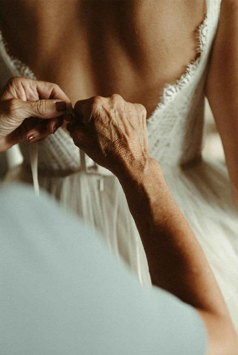 Boho V-Neck Lace Tulle Wedding Dress