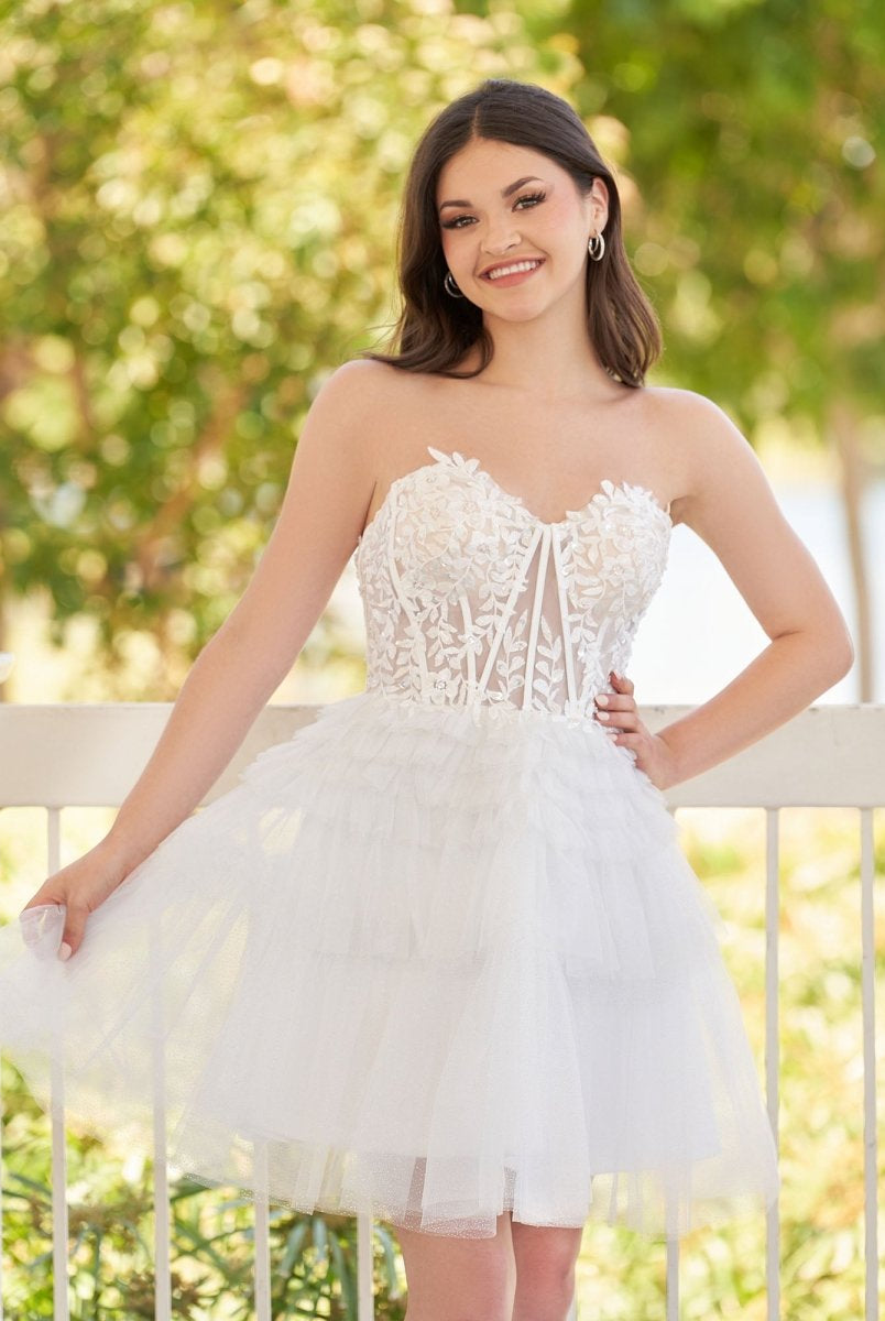 Ivy | A-Line Sweetheart Lace Short Homecoming Dress