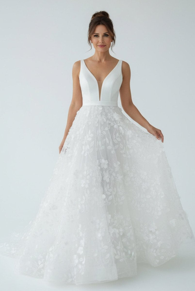 A Line White Tulle Lace Sleeveless Flowers Wedding Dresses - KissProm
