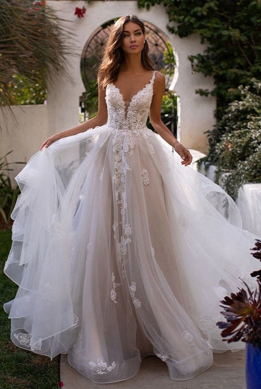 A-Line Lace White Sweep Train Sleeveless Backless Wedding Dress
