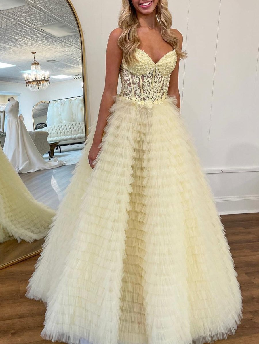 Addilyn Yellow A-Line Strapless Multi-layers Tulle Prom Dress with Slit Champagne / 18