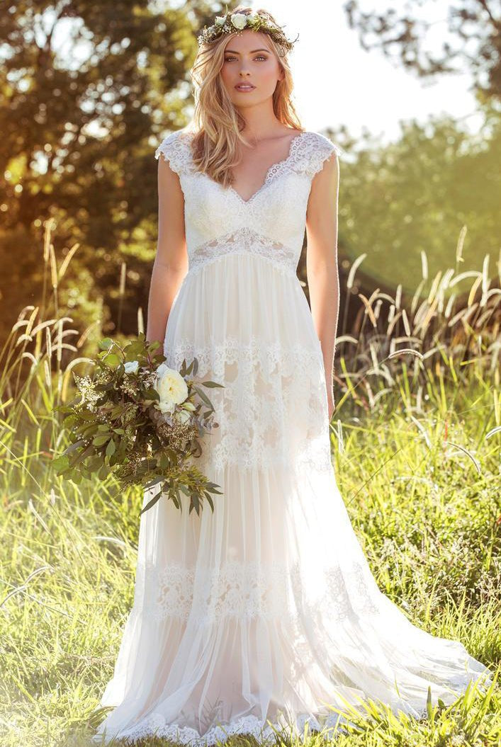 V-Neck Long Cap-Sleeve Appliqued Lace Tulle Wedding Dress