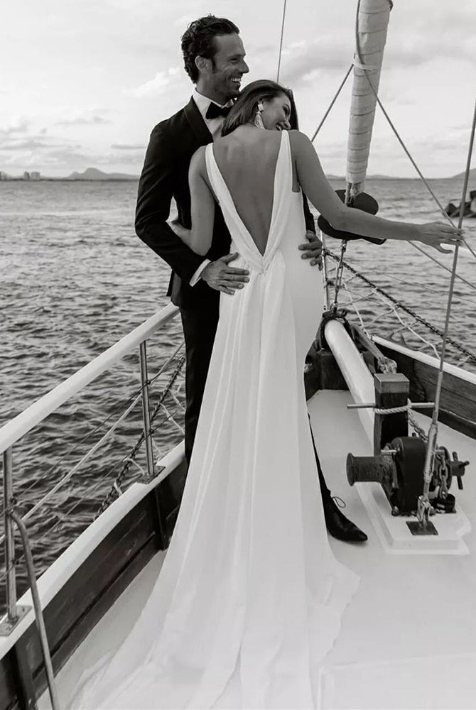 Mermaid Chiffon Detachable Drape Back V-neck Satin Wedding Dresses