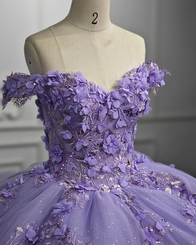 Romantic Sleeveless Beading Quinceanera Dresses with 3D Flower Appliques