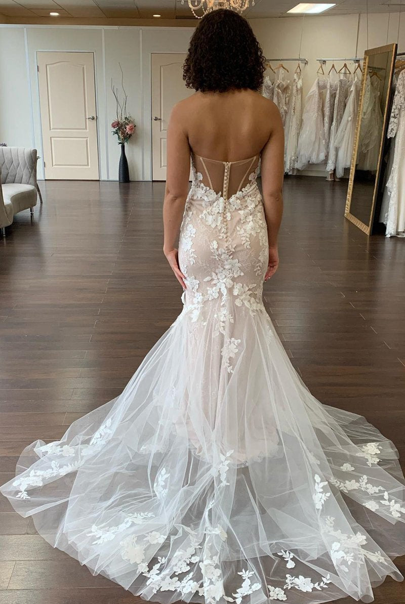 Ensley | Ivory Mermaid Sweetheart Long Wedding Dress with Lace