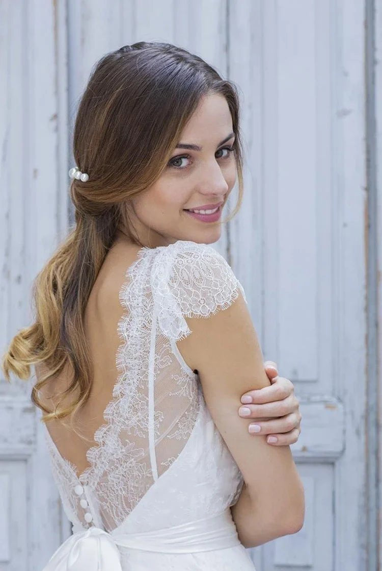 A-Line V-Neck Short Cap Sleeves Backless Tulle Lace Wedding Dress