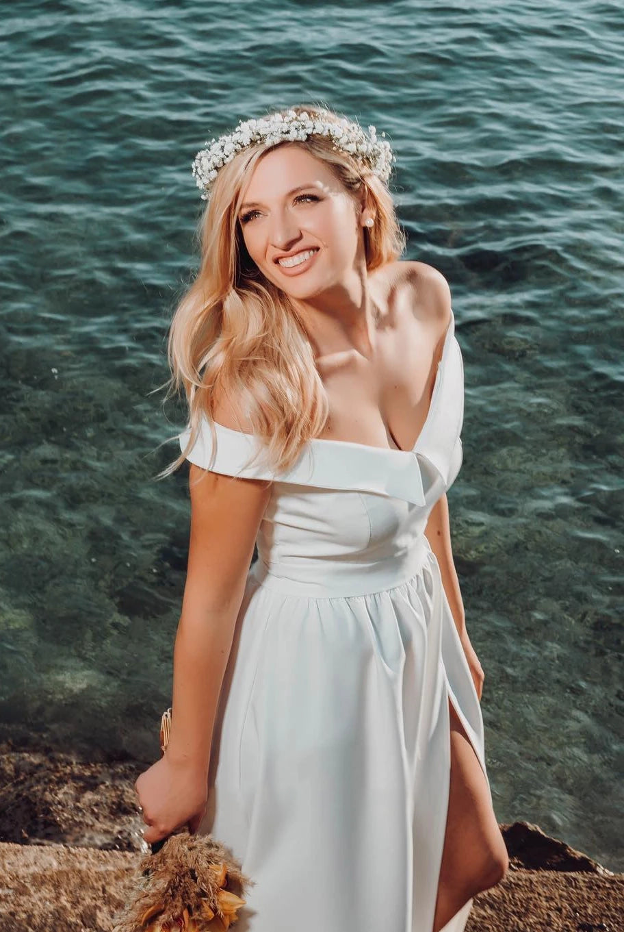 A-Line Off-the Shoulder Satin Modern Wedding Dress Sleeveless With Split Front