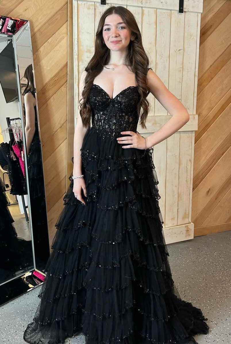 Scout | A-Line Sweetheart Champagne Tulle Prom Dresses with Appliques