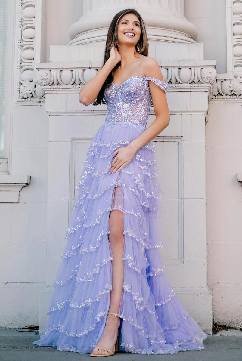 Scout | A-Line Sweetheart Champagne Tulle Prom Dresses with Appliques