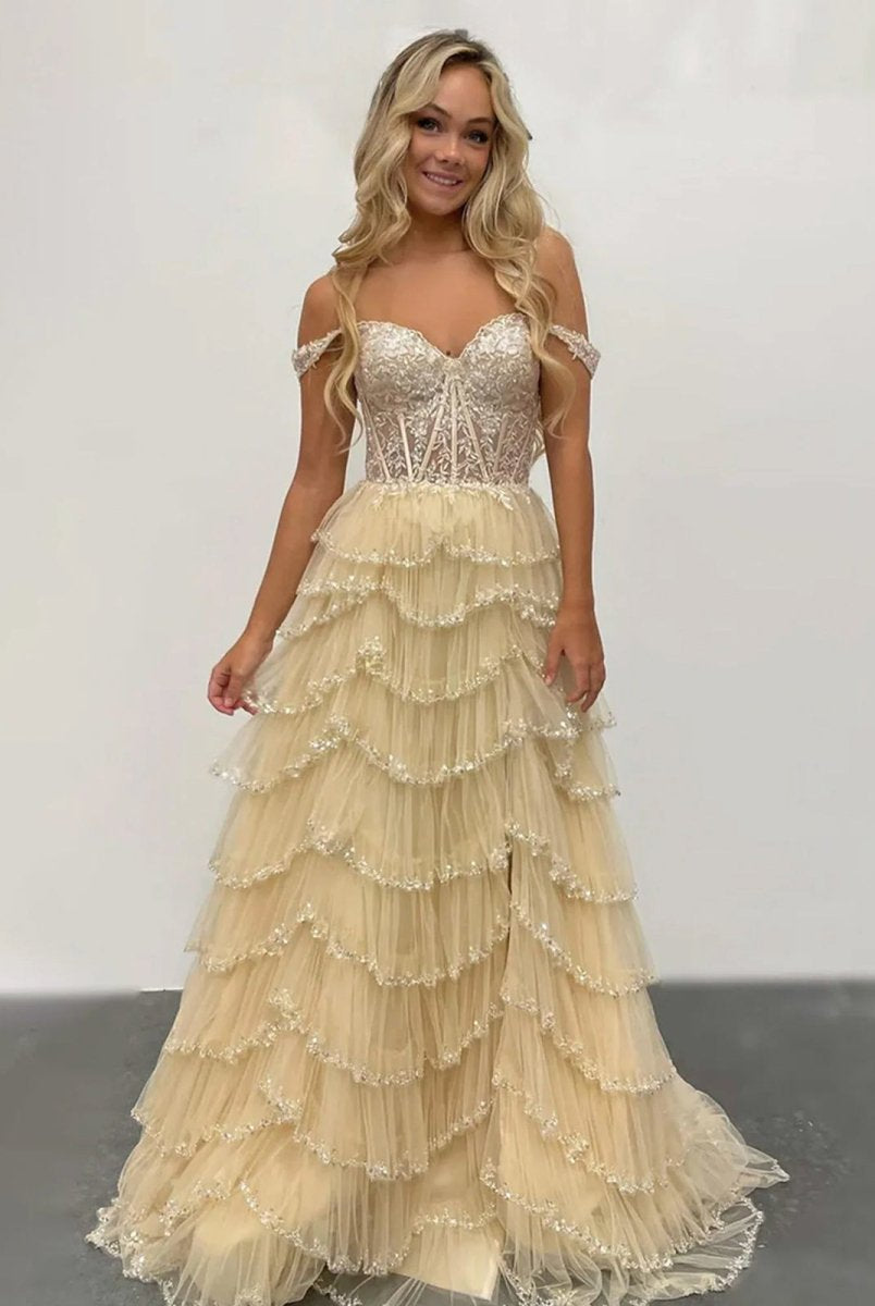 Scout | A-Line Sweetheart Champagne Tulle Prom Dresses with Appliques