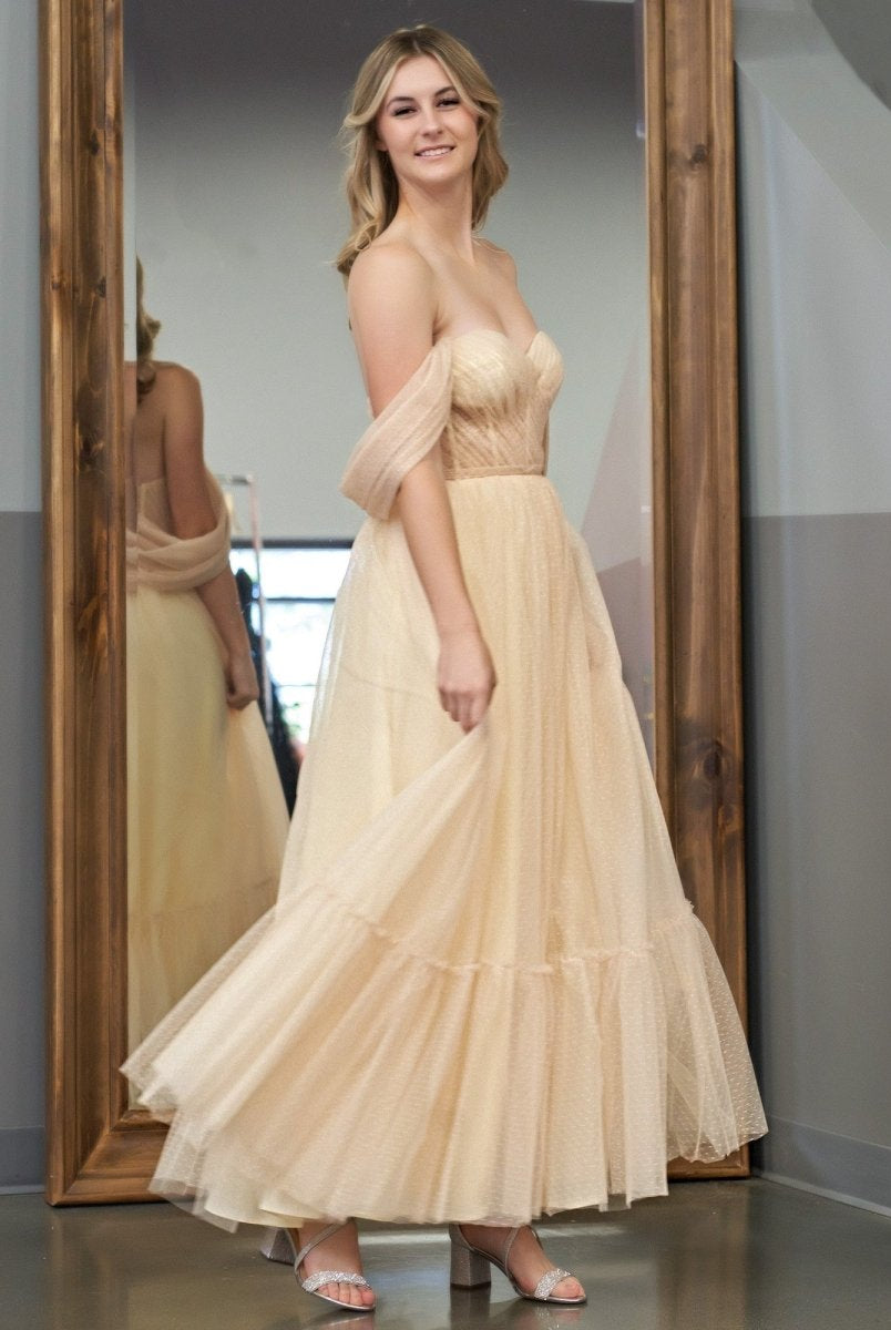 Nova | A-Line Tulle Sweetheart Tea-Length Homecoming Dress