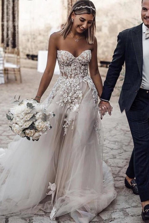 A - line Tulle Skirt Floral Lace Sweetheart Wedding Dresses Backless - KissProm