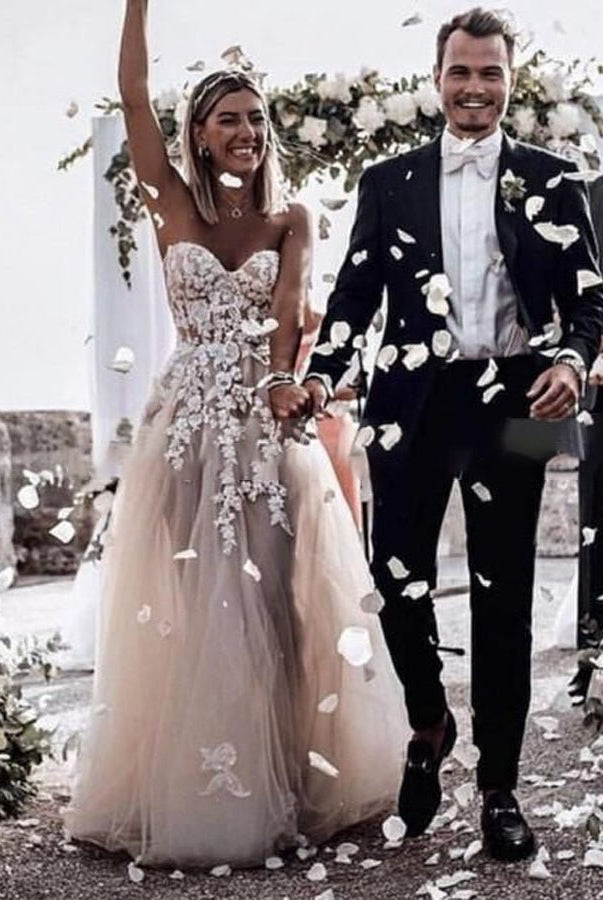 A - line Tulle Skirt Floral Lace Sweetheart Wedding Dresses Backless - KissProm