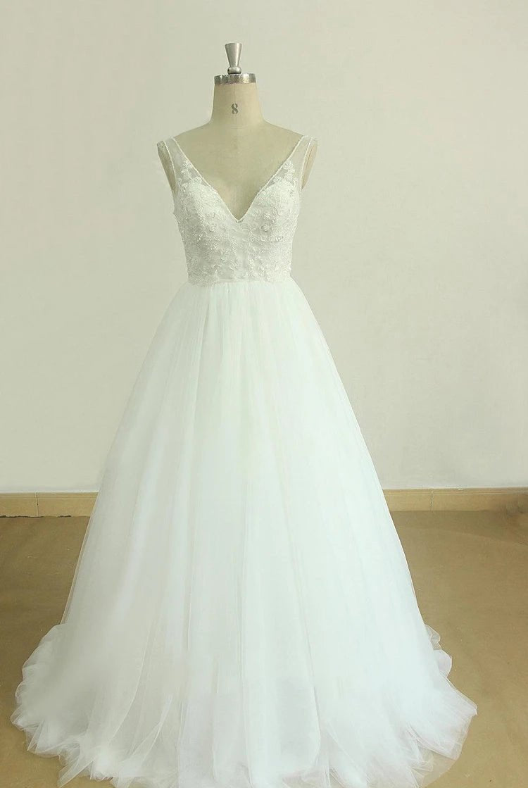 A-Line V-Neck Chapel Train Sleeveless Deep V Back Tulle Appliques Weddig Dress