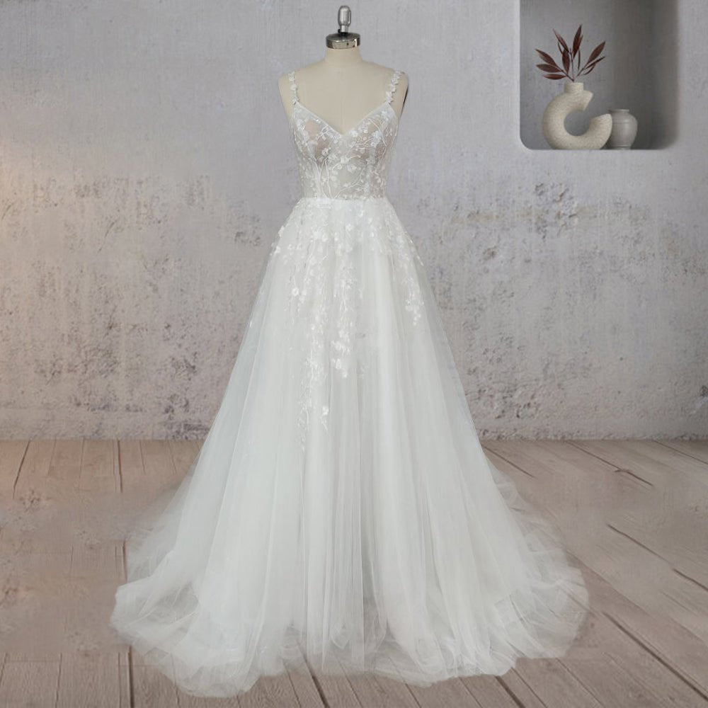 A-Line White Flower Appliqued Tulle Wedding Dress