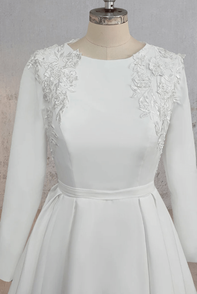 A Line White Long Sleeves Appliqued Wedding Dresses with Train
