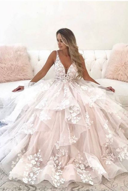 Elegant A-Line V Neck Wedding Dresses with Appliques