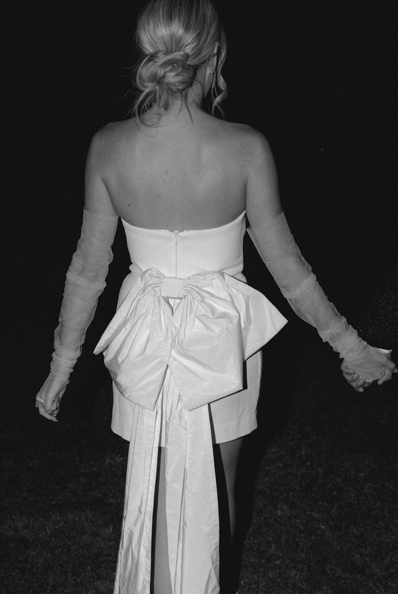 Strapless White Satin Short Wedding Dresses with Bow