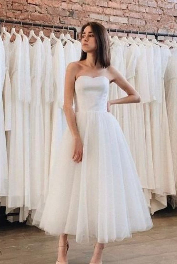 Backless Strapless A-Line Short Bridal Gown with Tea-Length Tulle Skirt