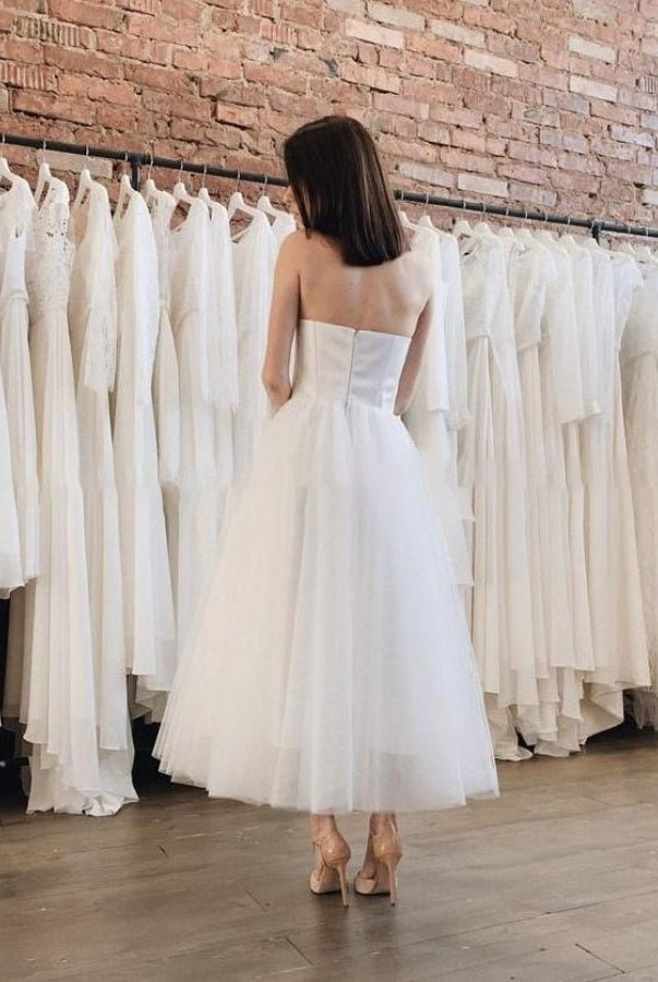 Backless Strapless A-Line Short Bridal Gown with Tea-Length Tulle Skirt