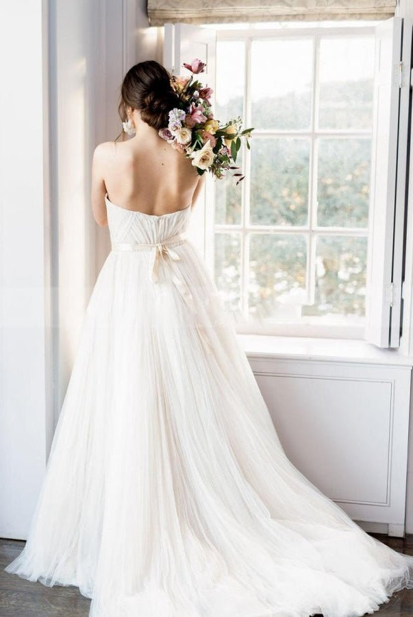 Sweetheart Backless Tulle Wedding Dress with Flower Beaded Belt