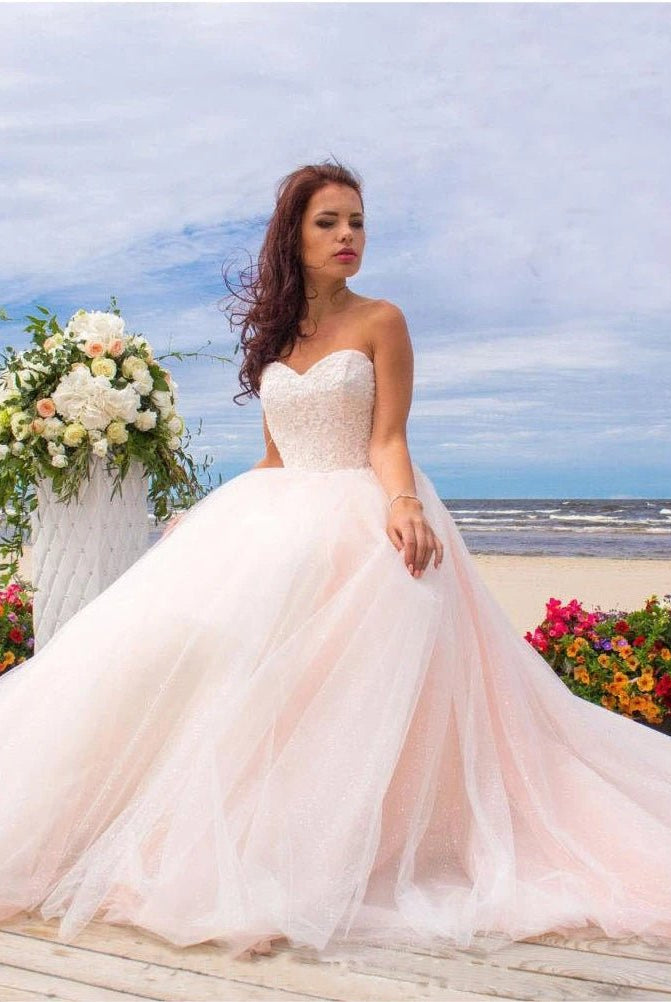 Ball Gown Tulle Lace Satin Strapless Weddig Dress
