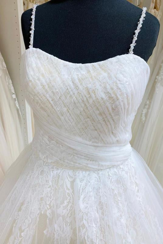 Ball Gown Tulle Lace Spaghetti Straps Appliqued Wedding Dresses