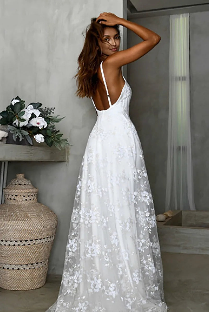 Beach V-Neck Sparkly Lace Wedding Dresses With Split Front