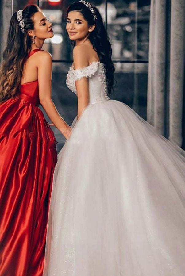 Sleeveless Beading Off-the-Shoulder Ball Gown Wedding Dress with Train