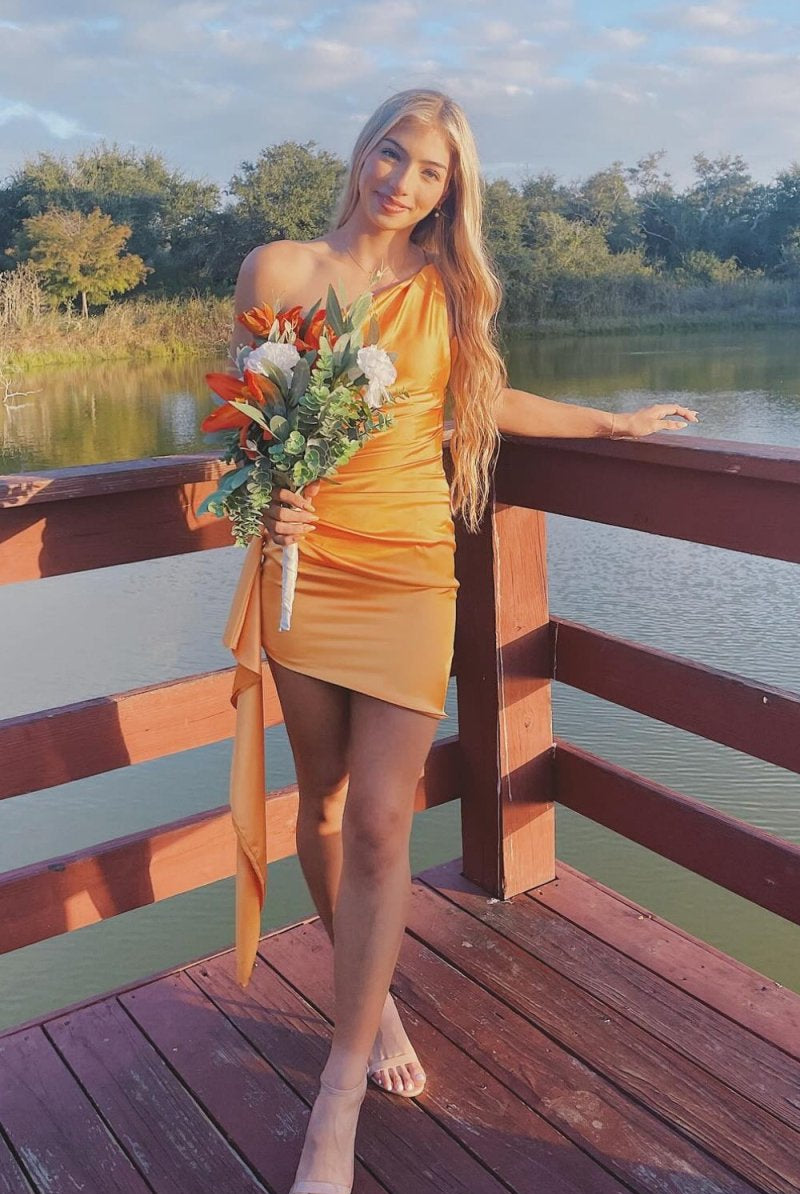 Begonia | Orange -Sheath One Shoulder Homecoming Dresses With Train