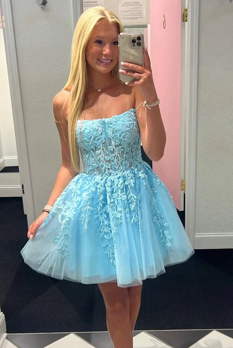 Petunia |A-Line Tulle Lace Homecoming Dress with Appliques