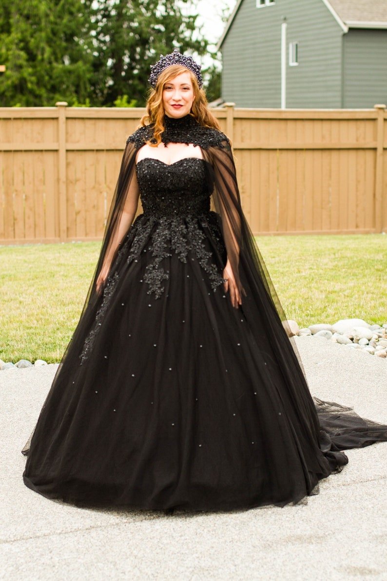 2024 New Black Crystals Appliques Tulle Sweetheart Long Wedding Dresses, Black / 14